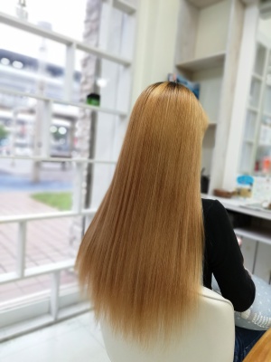 ブリーチにストレートパーマ 沖縄 那覇の縮毛矯正は専門美容室ヘアアクト